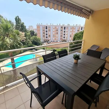 L'acaulis Avec Piscine A 6 Min A Pied De La Apartmán