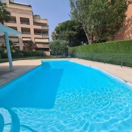 L'acaulis Avec Piscine A 6 Min A Pied De La
