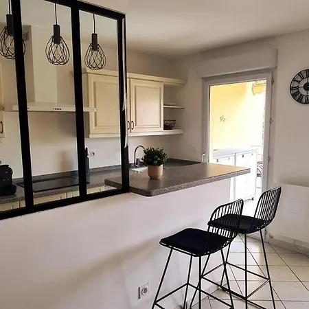 L'acaulis Avec Piscine A 6 Min A Pied De La Apartmán